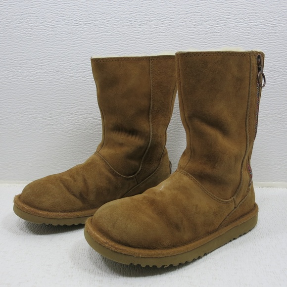 UGG 5654 Rainbow Zipper Short Boots Australia 2 - Picture 1 of 7